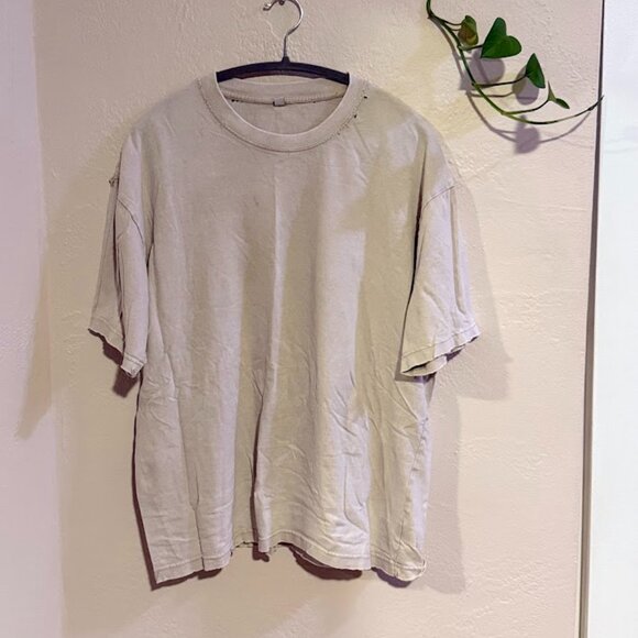 Distressed Off-white Tee (Men’s L) - Picture 1 of 3